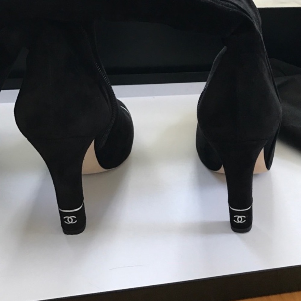 CHANEL SUEDE BOOTS